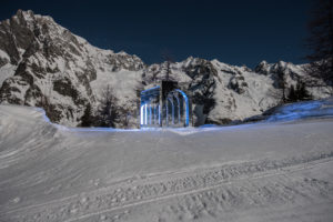 QC Terme il portale dell'aQCua l'opera d'arte più alta d'italia courmayeur mont blanc ilaria rebecchi matteo ragni designer italiano snow art montagna italiana creativity stories & news notizie creative arte italiana italiani italians designer italiani made in italy piste da sci valle d'aosta